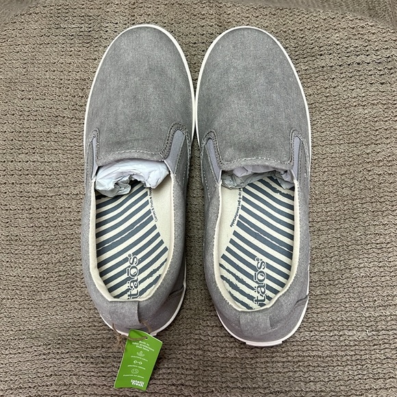 Taos grey wash canvas Dandy slip on, sz 8M , NWT - Picture 2 of 6